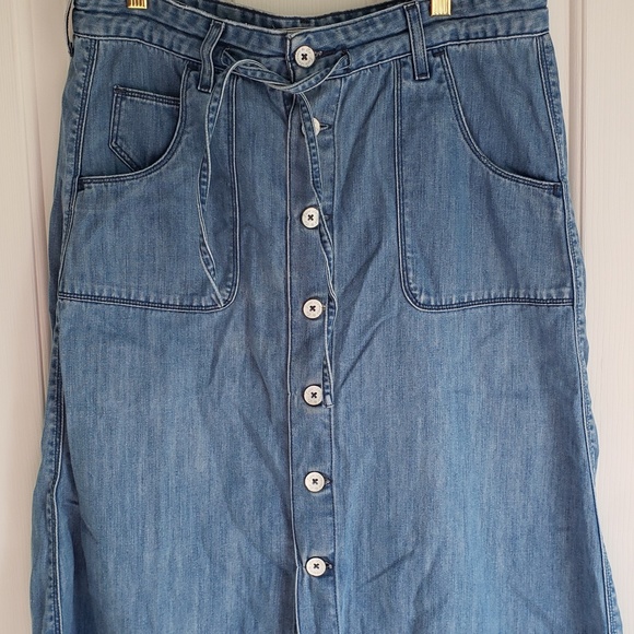 Denim Button-Front Skirt - Picture 1 of 8